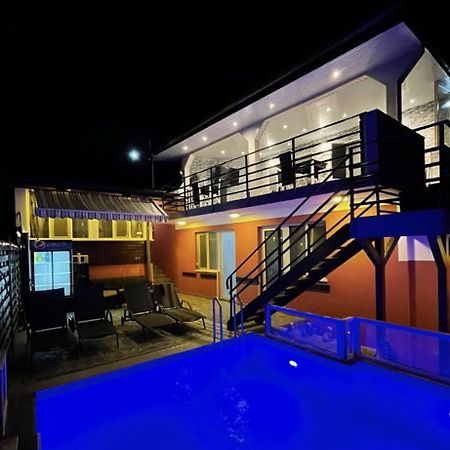 Casa Clau Hotel Orşova Exterior foto